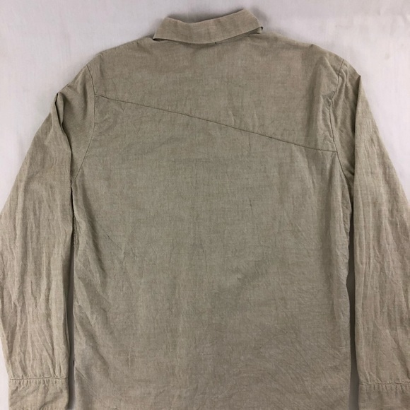 // Volcom long sleeve button up // - Picture 5 of 7